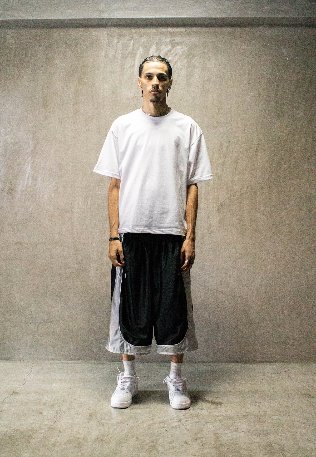 UNFRIEND HOOPS SHORTS