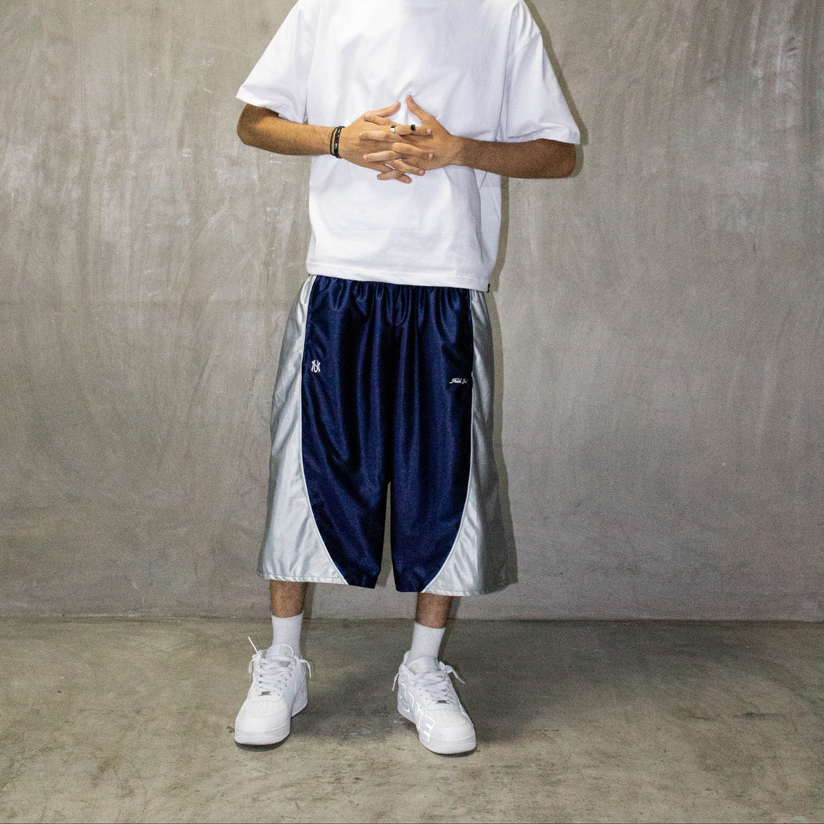 UNFRIEND HOOPS SHORTS